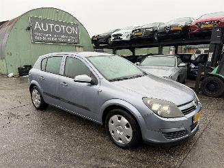 Opel Astra 1.6 77KW Enjoy Airco 5-Drs NAP picture 2