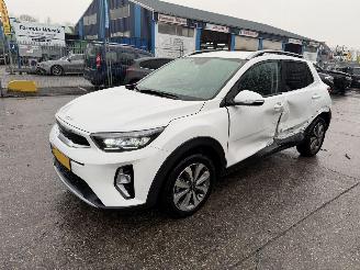 Kia Stonic 1.0 T-GDI 74KW MHEV Clima Navi Led Camera DynamicPlusLine NAP picture 6