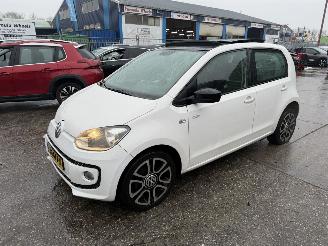  Volkswagen Up! 1.0 55KW Pano Airco Navi Groove Up! 5-Deurs 2014/2