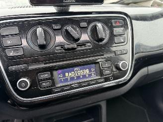 Volkswagen Up! 1.0 55KW Pano Airco Navi Groove Up! 5-Deurs picture 11