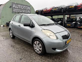  Toyota Yaris 1.3 VVTI 64KW Terra 5-Deurs 2006/3
