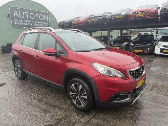 Unfallwagen Peugeot 2008 1.2 81KW Clima Navi Pano Led Allure NAP 2017/6