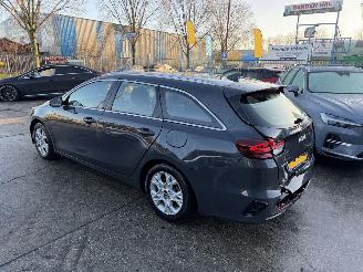 Kia Ceed 1.0 T-GDI 74KW Clima Navi Led Camera DynamicLine NAP picture 4