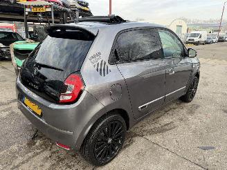 Renault Twingo 22 kWh 60KW R80 E-Tech Serie Limitee Urban Night Cabrio Clima Navi Led picture 2