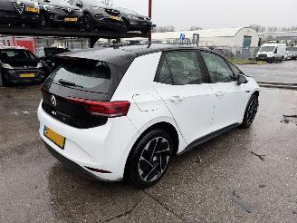 Volkswagen ID.3 58 kWh 107KW Pro Clima Navi picture 5