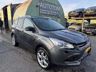 uszkodzony samochody osobowe Ford Kuga 2.0 TDCI 132KW 4WD Clima Navi Titanium 2015/1