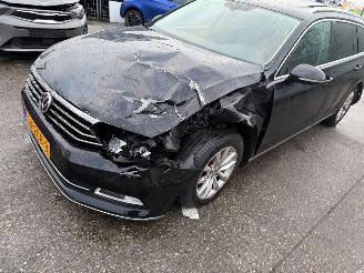 Volkswagen Passat 1.6 TDI 88KW DSG Pano Clima Navi Virtual Dash Highline Led NAP picture 20