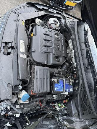 Volkswagen Passat 1.6 TDI 88KW DSG Pano Clima Navi Virtual Dash Highline Led NAP picture 13
