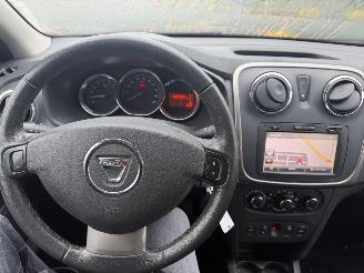 Dacia Logan 0.9 TCE 66KW Navi Airco Prestige NAP picture 7