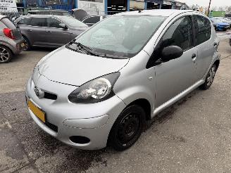 Toyota Aygo 1.0-12V 50KW 5-Deurs Acces NAP picture 5