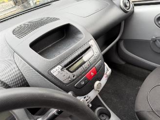 Toyota Aygo 1.0-12V 50KW 5-Deurs Acces NAP picture 8