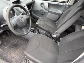 Toyota Aygo 1.0-12V 50KW 5-Deurs Acces NAP picture 7