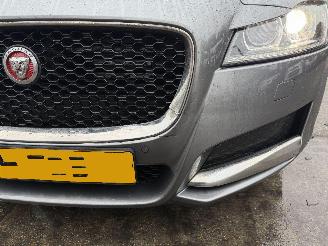 Jaguar XF 2.0D 120KW Autom. Clima Navi Leer Xenon Portfolio NAP picture 18