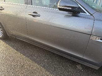 Jaguar XF 2.0D 120KW Autom. Clima Navi Leer Xenon Portfolio NAP picture 20