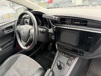 Toyota Auris Touring Sports 1.8 Hybrid 73KW Pano Clima Navi Executive picture 8