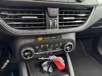 Ford Focus 1.0 Ecoboost  Autom. Pano 114KW Hybrid Clima Navi Camera ST-Line X Business NAP picture 10