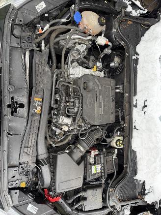 Ford Focus 1.0 Ecoboost  Autom. Pano 114KW Hybrid Clima Navi Camera ST-Line X Business NAP picture 18