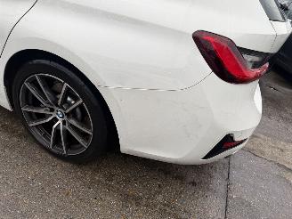 BMW 3-serie 330e 135KW Autom. Clima Navi Leer Led picture 16