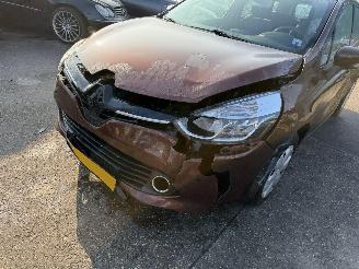Renault Clio 1.2 88KW Autom. Clima Navi Dynamique NAP picture 12