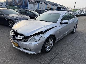 Mercedes E-klasse 250 CGI Coupe 150KW Autom. Clima Navi Leer Xenon Elegance picture 4