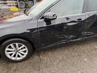 Volkswagen Passat 1.5 TSI 110KW DSG Clima Navi Led Xenon Business R NAP picture 18