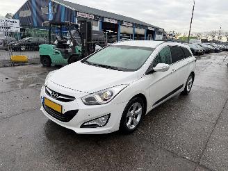 Hyundai I-40 1.6 GDI 99KW Clima Navi Led Xenon Camera Bleu Business Edition picture 6