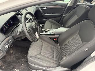 Hyundai I-40 1.6 GDI 99KW Clima Navi Led Xenon Camera Bleu Business Edition picture 8