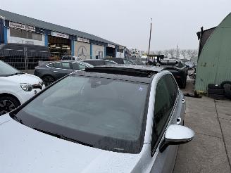 Volkswagen Golf 1.4 GTE eHybrid 110KW Pano Clima Navi Led picture 16