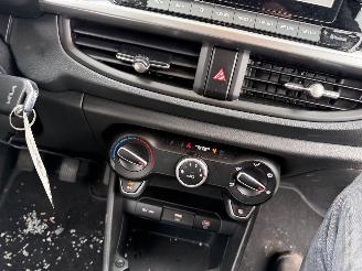 Kia Picanto 1.0 DPI 46KW Clima Navi Camera Dynamicline NAP picture 9