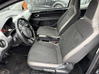 Volkswagen Up! 1.0 44KW High Up Airco Bleumotion NAP picture 8