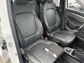 Dacia Spring 27 kWh Clima Navi Camera Leer Expression  NAP picture 7