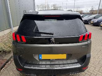 Peugeot 5008 1.2 96KW GT-Line Pano 7-Pers Clima Navi Led Xenon 360View NAP picture 3