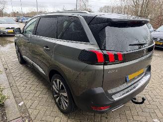 Peugeot 5008 1.2 96KW GT-Line Pano 7-Pers Clima Navi Led Xenon 360View NAP picture 4
