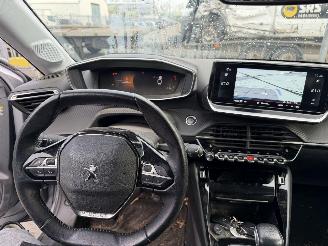 Peugeot 208 1.2 74KW GT Clima Navi Led Virtual Cockpit 5-Drs picture 12