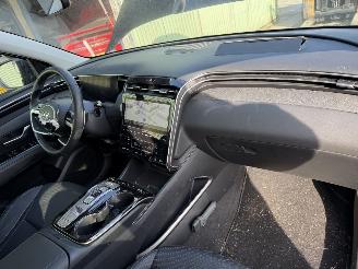 Hyundai Tucson 1.6 T-GDI 132KW HEV Premium Autom. Clima Navi Led Xenon picture 9