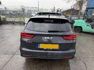 Kia Cee d 1.5 T-GDI 118KW Autom. Pano GT-Line Clima Navi Led Xenon MHEV NAP picture 4