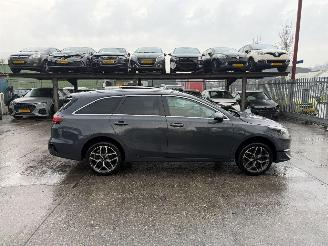 Kia Cee d 1.5 T-GDI 118KW Autom. Pano GT-Line Clima Navi Led Xenon MHEV NAP picture 2