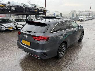 Kia Cee d 1.5 T-GDI 118KW Autom. Pano GT-Line Clima Navi Led Xenon MHEV NAP picture 3