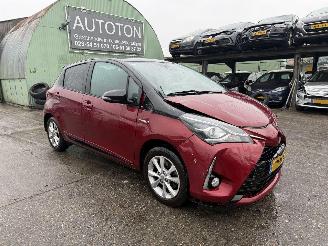  Toyota Yaris 1.5 Hybrid 65KW Autom. Clima Navi Led Camera Executive 2019/5