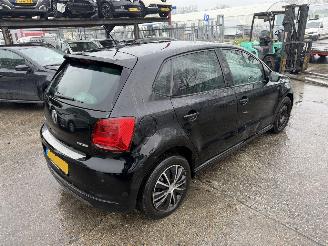 Volkswagen Polo 1.4 TDI 55KW Navi Airco 5-Drs Bleumotion NAP picture 3