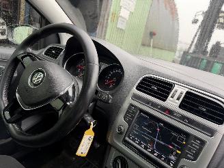 Volkswagen Polo 1.4 TDI 55KW Navi Airco 5-Drs Bleumotion NAP picture 7