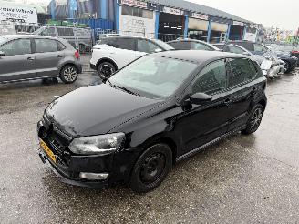 Volkswagen Polo 1.4 TDI 55KW Navi Airco 5-Drs Bleumotion NAP picture 2