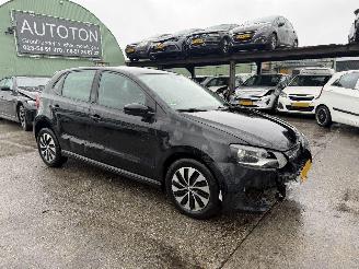 Damaged car Volkswagen Polo 1.0 70KW Airco Bleumotion 5-Deurs NAP 2016/3