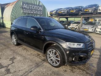 Schadeauto Audi Q5 55 TFSI e Competition Quattro Pano Clima Navi Led Xenon S-Line 2021/4