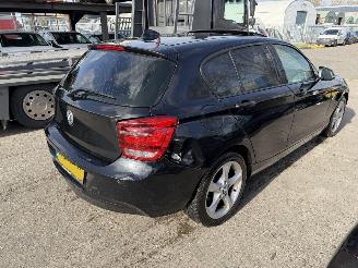 BMW 1-serie 118i 125KW Clima Navi Schuifdak Led Xenon Business 5-Drs picture 2