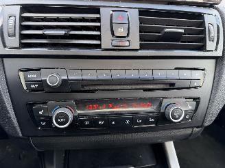 BMW 1-serie 118i 125KW Clima Navi Schuifdak Led Xenon Business 5-Drs picture 10