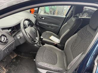 Renault Captur 0.9 TCE 66KW Clima Navi Led Intens NAP picture 11