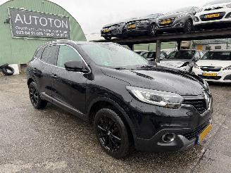 uszkodzony samochody osobowe Renault Kadjar 1.2 TCE 96KW Bose Pano Clima Navi Led 2016/7