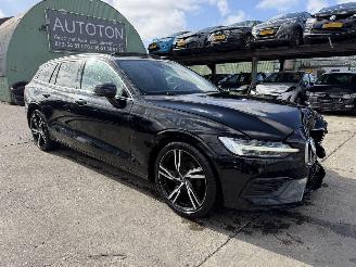 Volvo V-60 2.0 D3 Autom. 110KW Pano Clima Navi Camera 2020/1