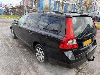Volvo V-70 2.4D 129KW Autom. Navi Clima Xenon Kinetic picture 4